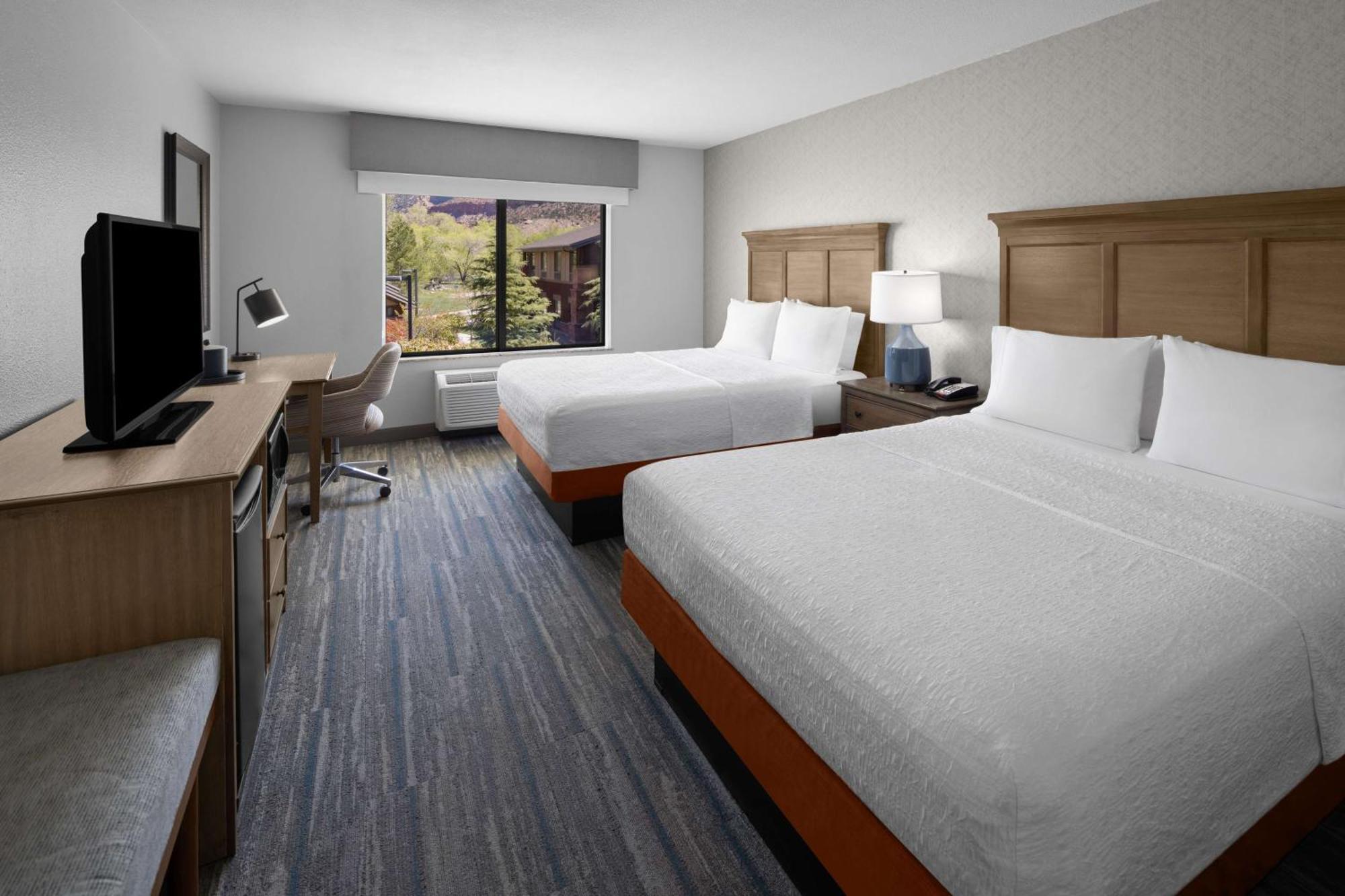 Hampton Inn & Suites Springdale/Zion National Park Exterior photo